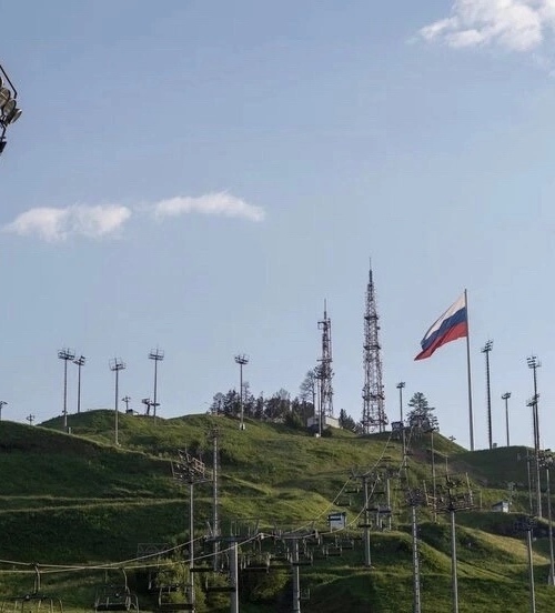 To the Observation Deck on Nikolaevskaya Hill by Cable Car 